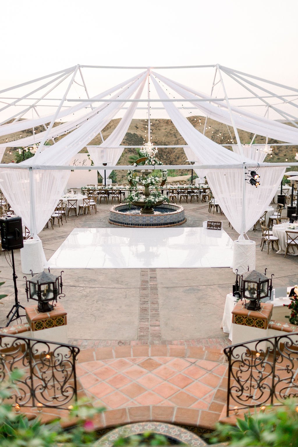 White Hi-Gloss Dance Floor