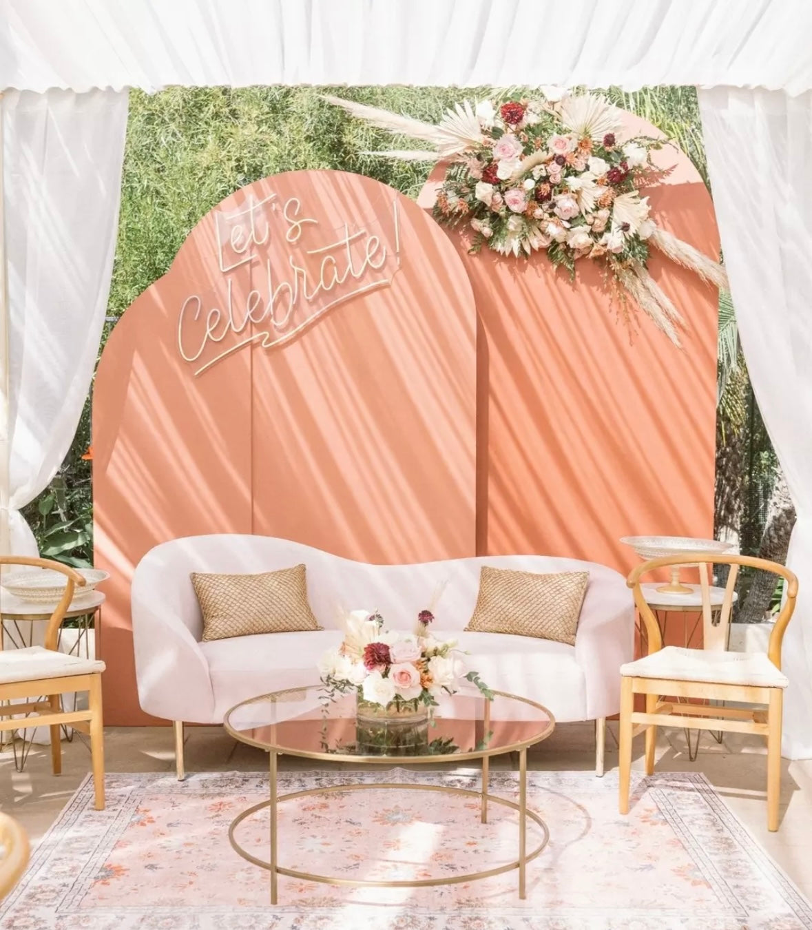 Free Standing Arch Wall