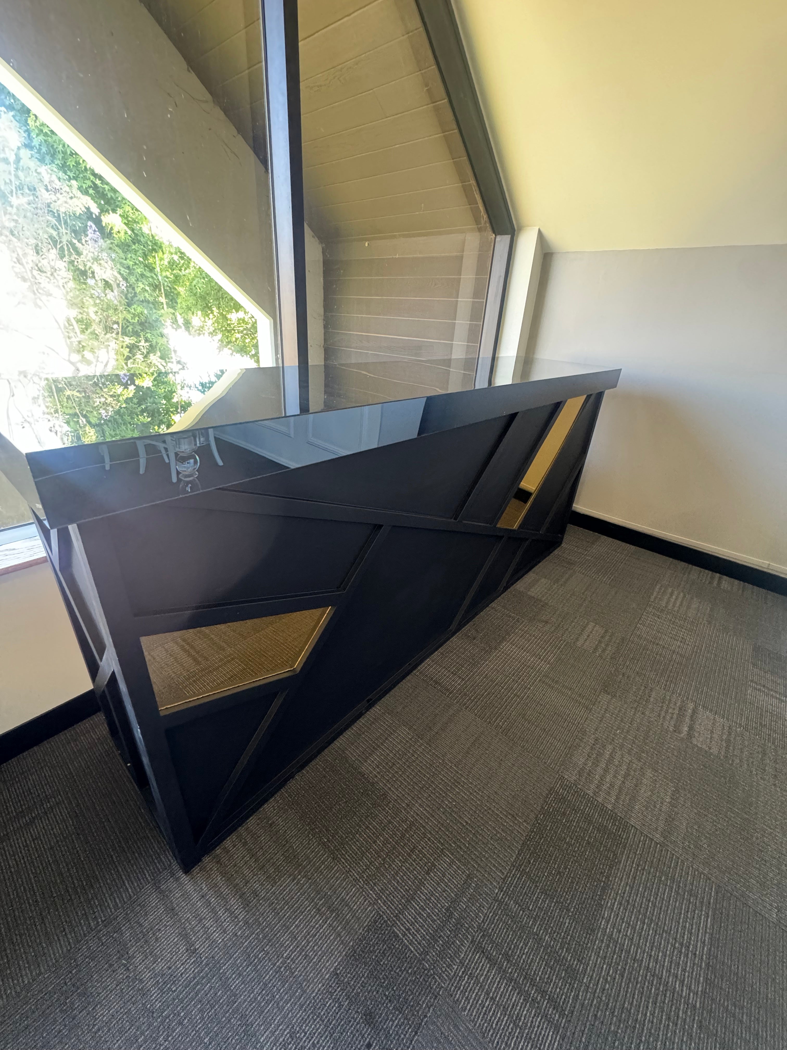 Geometric Black Hi Gloss Bar