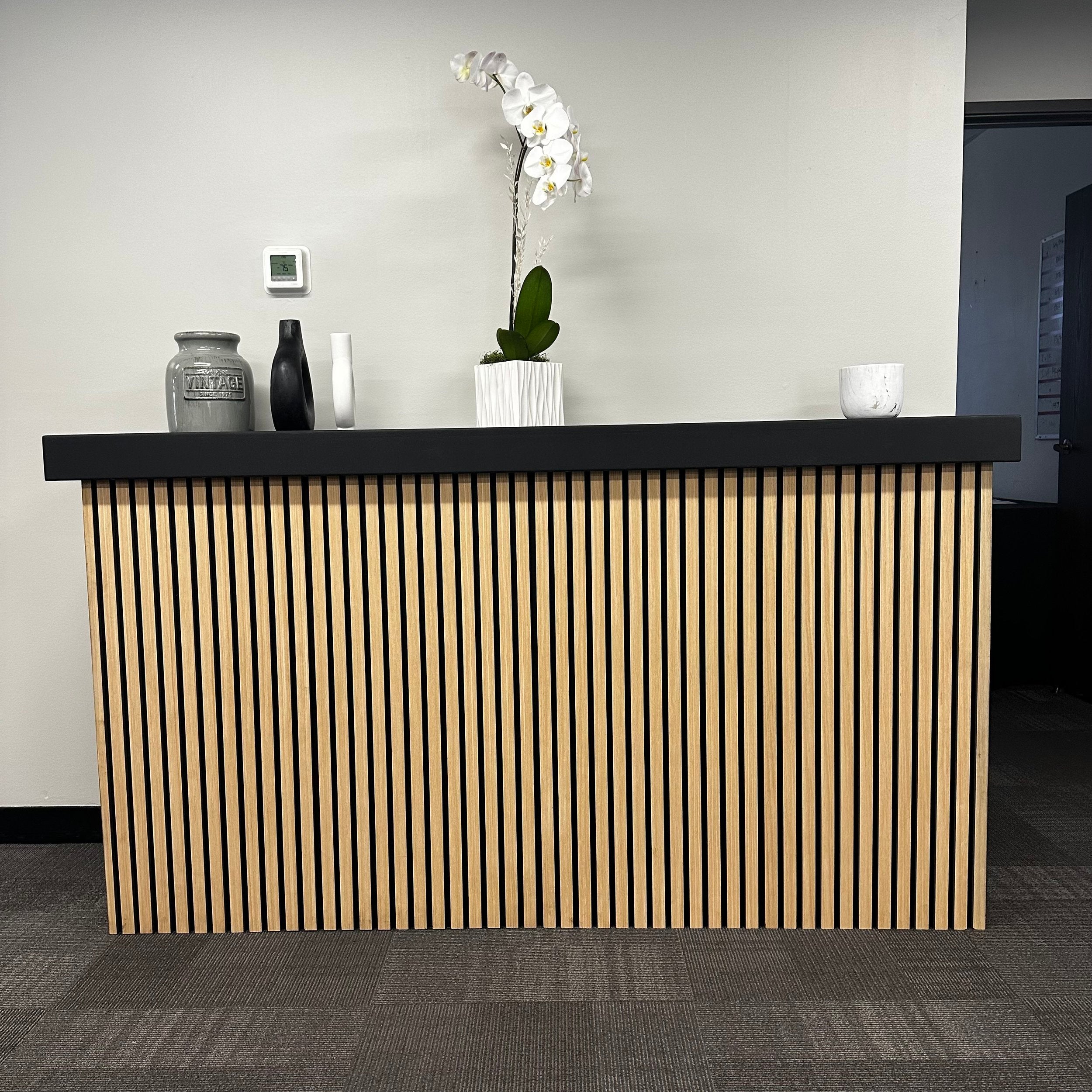 Wooden Slat Black Top Bar